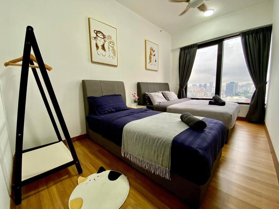 Tropicana 218 Macalister Sea & View By Staycation Apartment George Town